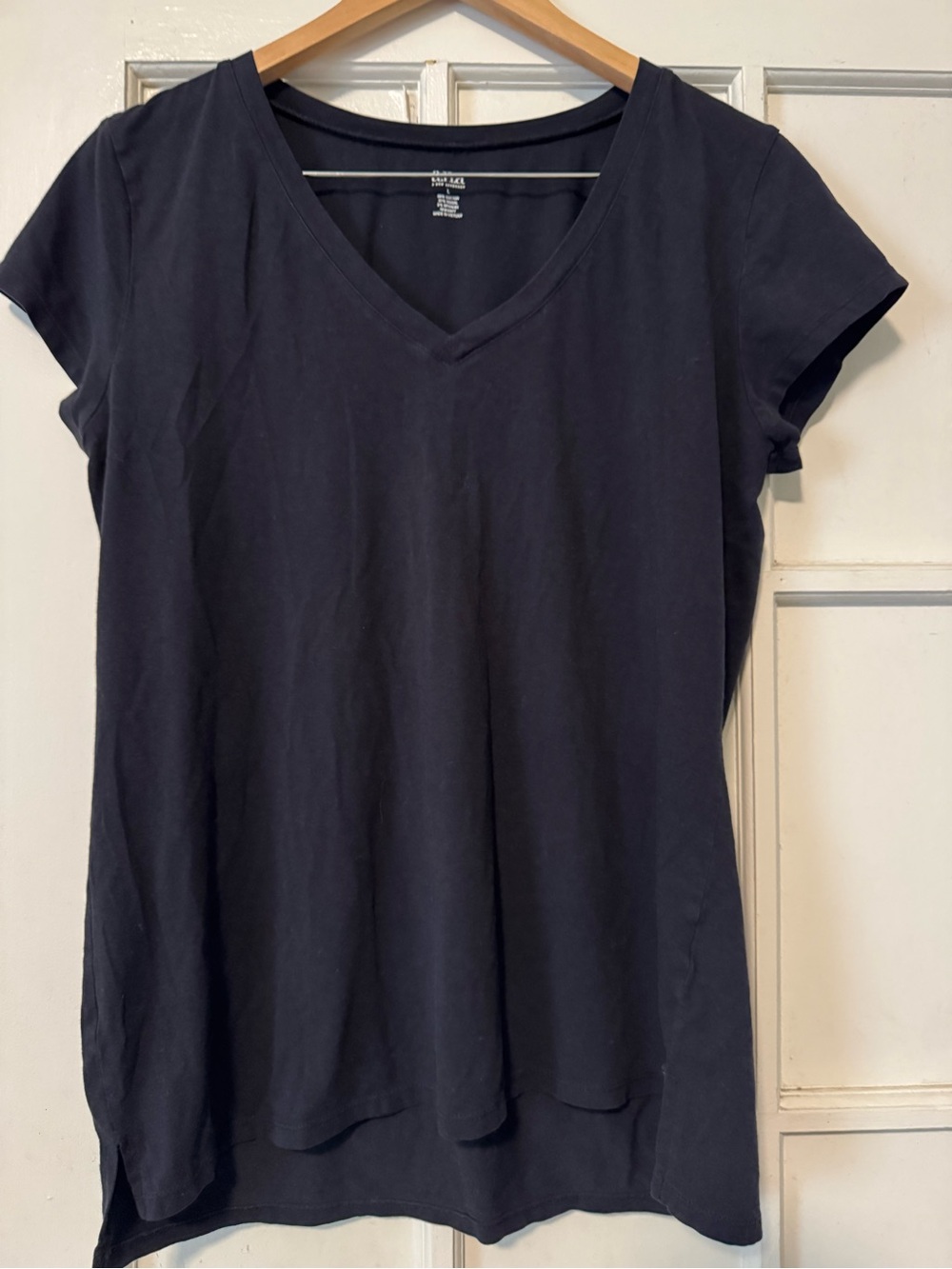 a.n.a Women's V-Neck Short Sleeve Tee - Black
